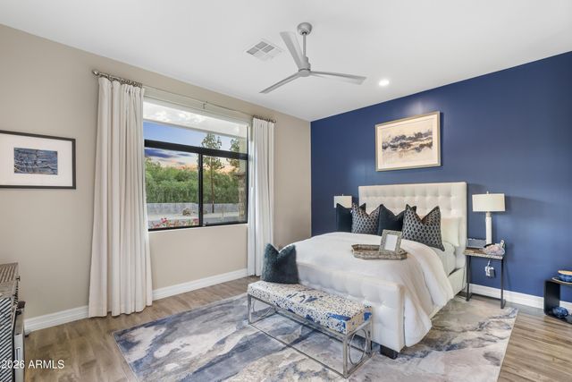 10425 N 37th Street, Phoenix, AZ 85028