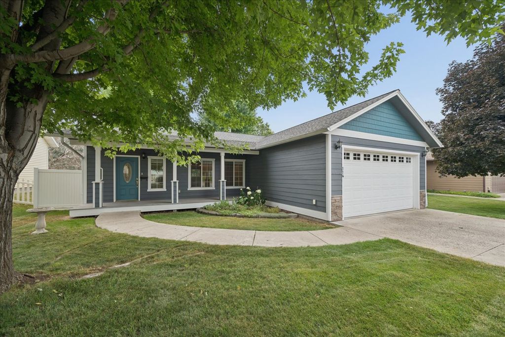 114 Sinopah Street, Kalispell, MT 59901 photo 1