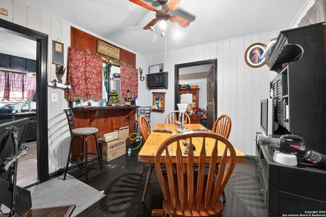 808 N Adams, Beeville, TX 78102