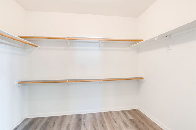 2020 Brook Meadow Drive, Forney, TX 75126