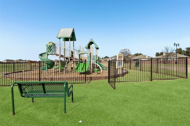 2020 Brook Meadow Drive, Forney, TX 75126