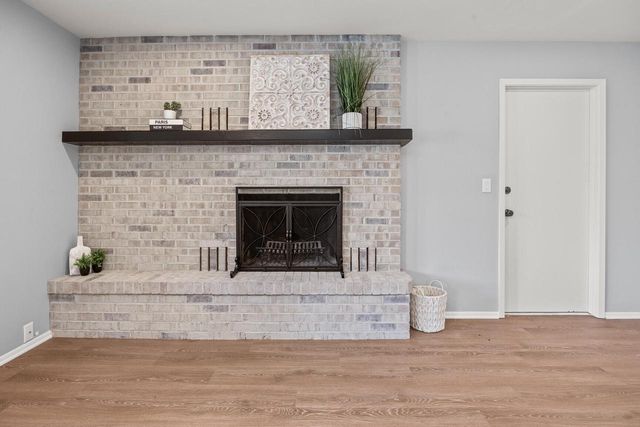 1501 Grandview AVENUE, Oconomowoc, WI 53066