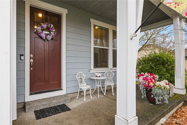 8998 Buttercup Street SE, Tumwater, WA 98501