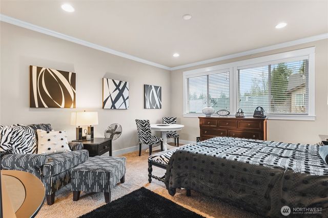 8998 Buttercup Street SE, Tumwater, WA 98501