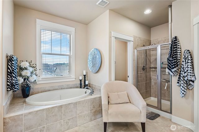 8998 Buttercup Street SE, Tumwater, WA 98501