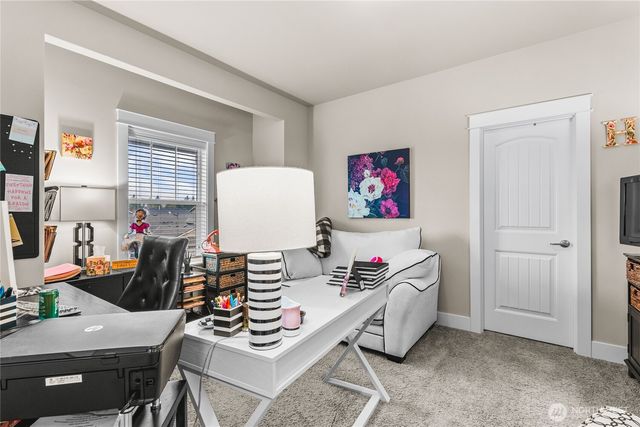 8998 Buttercup Street SE, Tumwater, WA 98501