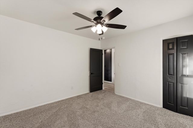 1318 Truman Street SE, Albuquerque, NM 87108