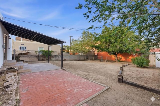 1318 Truman Street SE, Albuquerque, NM 87108