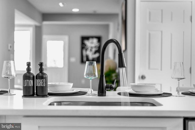 6016 SEFTON AVE, Baltimore, MD 21214