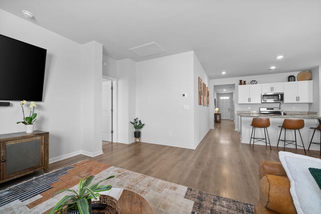 1136 Woodbridge Blvd, Lebanon, TN 37090