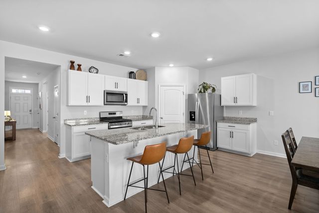 1136 Woodbridge Blvd, Lebanon, TN 37090