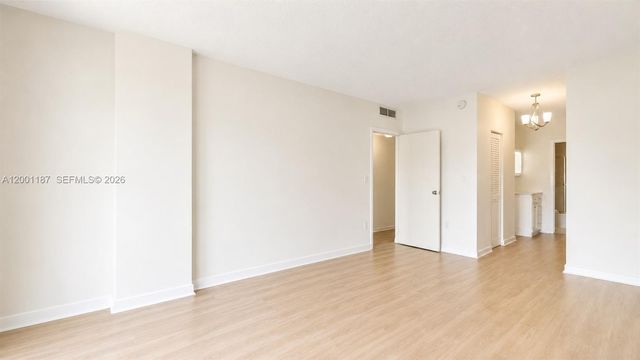 300 Bayview Drive 315, Sunny Isles Beach, FL 33160