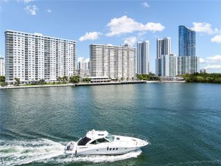 300 Bayview Drive 315, Sunny Isles Beach, FL 33160