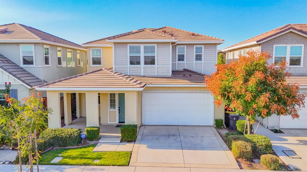 18290 Amador Dr, Lathrop, CA 95330