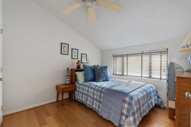 113 Comanche PT, Point Venture, TX 78645