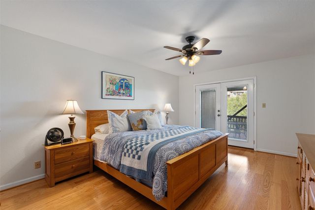113 Comanche PT, Point Venture, TX 78645
