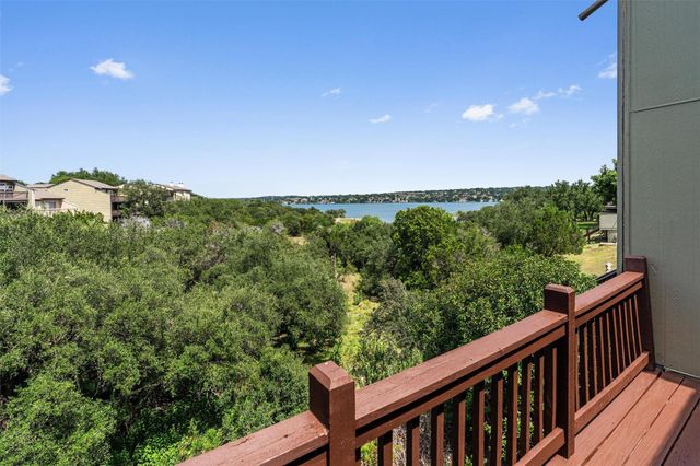 113 Comanche PT, Point Venture, TX 78645