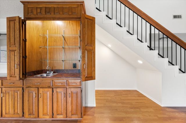 2801 Oak Trail Court, Dalworthington Gardens, TX 76016