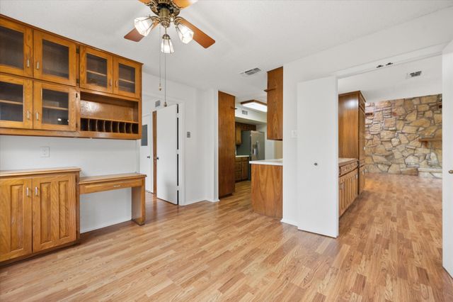 2801 Oak Trail Court, Dalworthington Gardens, TX 76016