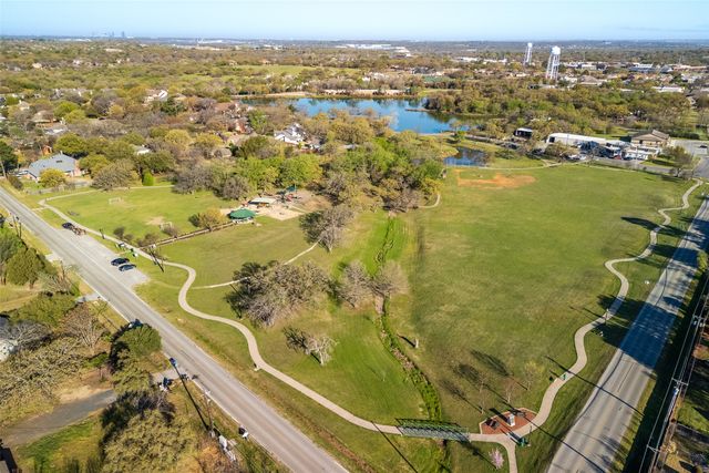 2801 Oak Trail Court, Dalworthington Gardens, TX 76016
