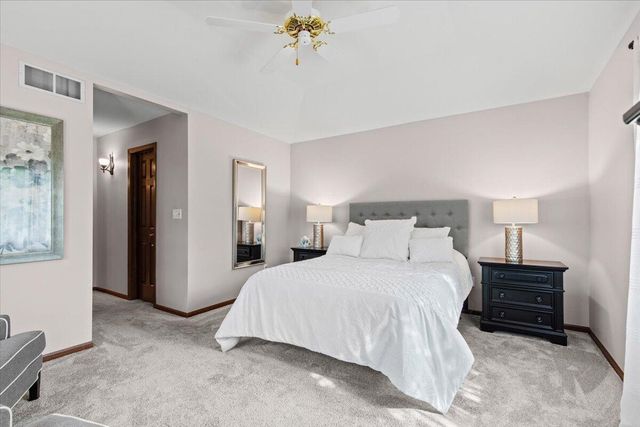 W173N8073 Shady LANE, Menomonee Falls, WI 53051
