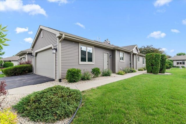 W173N8073 Shady LANE, Menomonee Falls, WI 53051