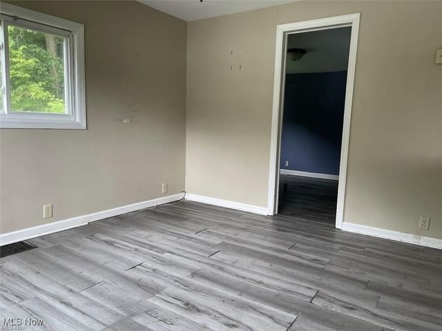 64301 Shady Lane Road, Bellaire, OH 43906