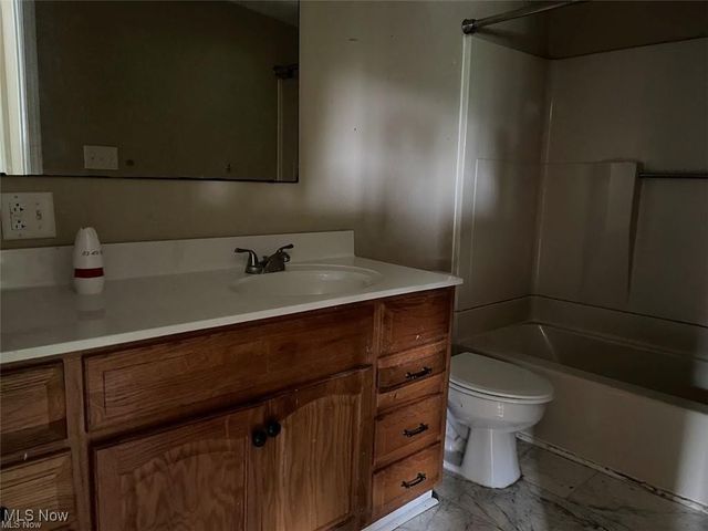 64301 Shady Lane Road, Bellaire, OH 43906