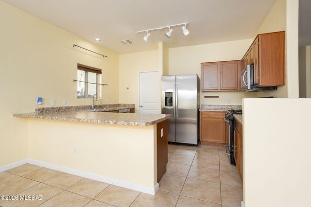 6732 S Blue Wing Drive, Tucson, AZ 85757