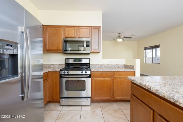 6732 S Blue Wing Drive, Tucson, AZ 85757