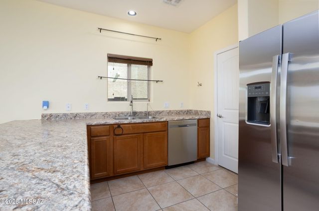 6732 S Blue Wing Drive, Tucson, AZ 85757