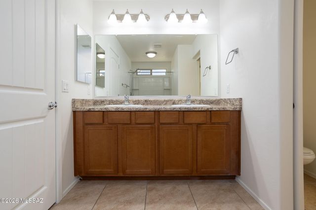 6732 S Blue Wing Drive, Tucson, AZ 85757