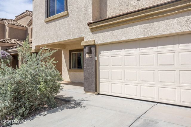 6732 S Blue Wing Drive, Tucson, AZ 85757