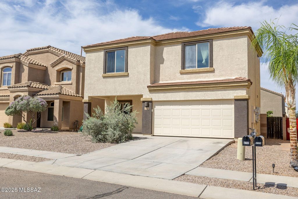 6732 S Blue Wing Drive, Tucson, AZ 85757