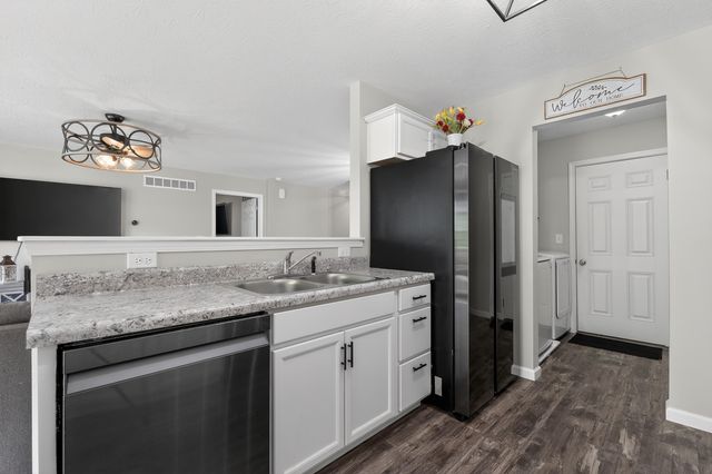 127 Keeneland Drive, Williamstown, KY 41097
