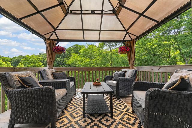 127 Keeneland Drive, Williamstown, KY 41097