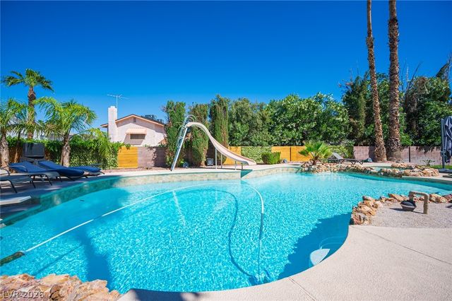 5544 Toluca Court, Las Vegas, NV 89120