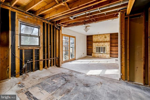 17 LYMAN AVE, Woodbury, NJ 08096