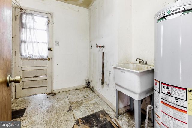 17 LYMAN AVE, Woodbury, NJ 08096