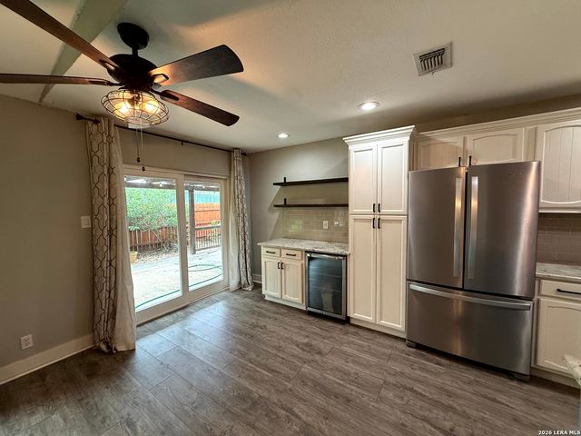 13618 COBBLE WAY CIR, San Antonio, TX 78231