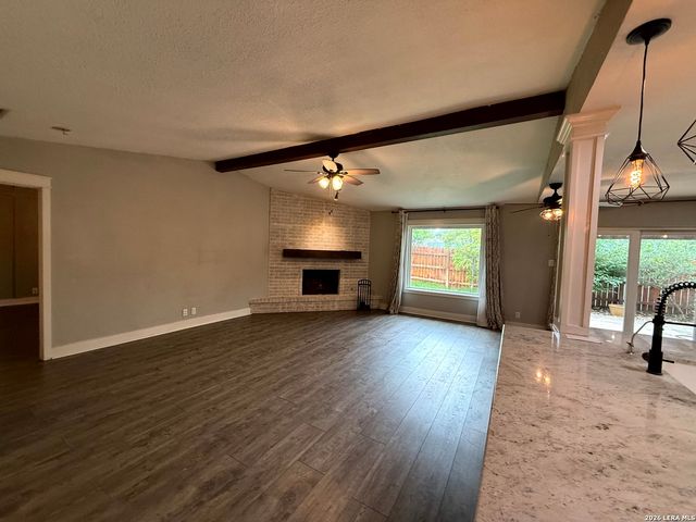 13618 COBBLE WAY CIR, San Antonio, TX 78231