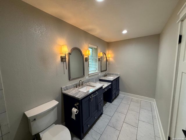 13618 COBBLE WAY CIR, San Antonio, TX 78231