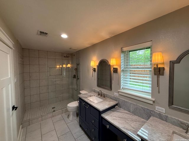 13618 COBBLE WAY CIR, San Antonio, TX 78231