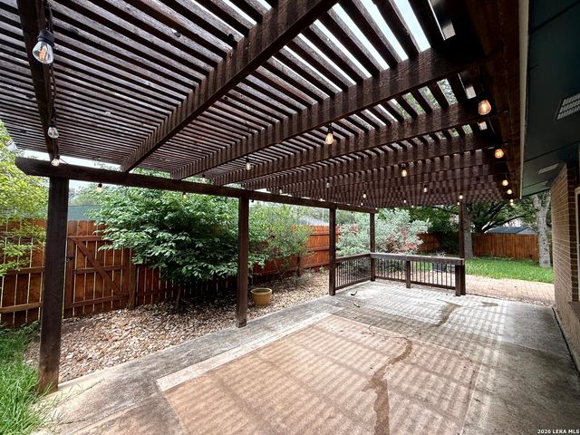 13618 COBBLE WAY CIR, San Antonio, TX 78231