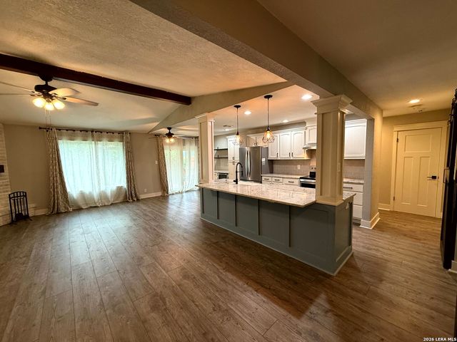 13618 COBBLE WAY CIR, San Antonio, TX 78231