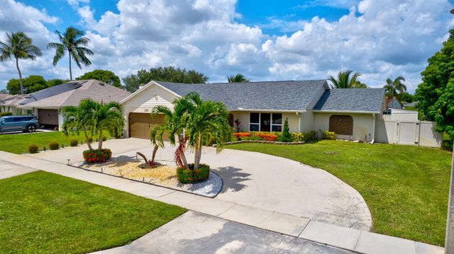 1104 Jackpine Street, Wellington, FL 33414