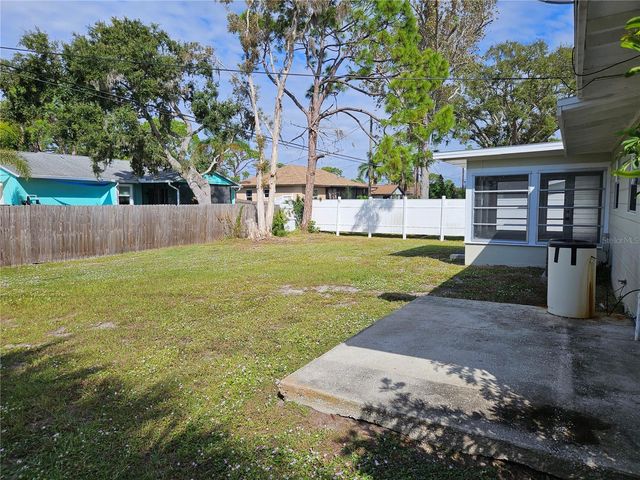 900 NANTUCKET ROAD, Venice, FL 34293