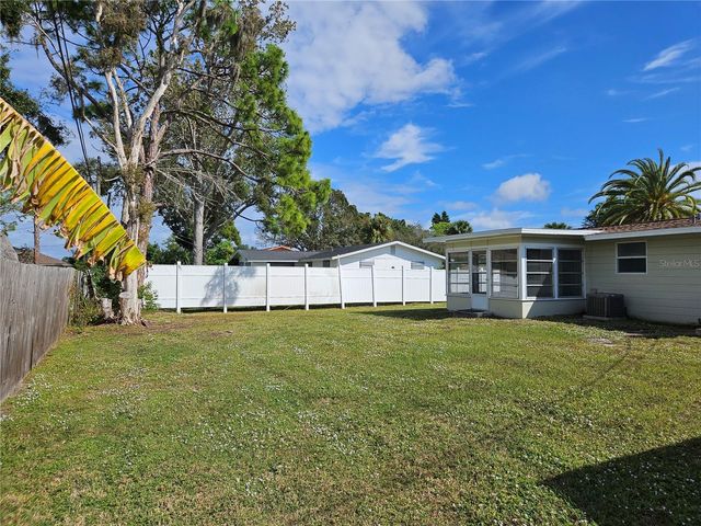 900 NANTUCKET ROAD, Venice, FL 34293