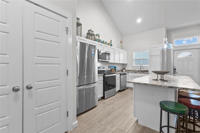 15110 Arashi Beach Dr, Corpus Christi, TX 78418