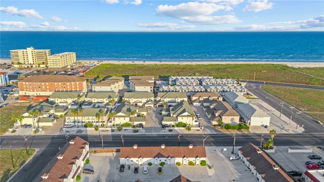 15110 Arashi Beach Dr, Corpus Christi, TX 78418
